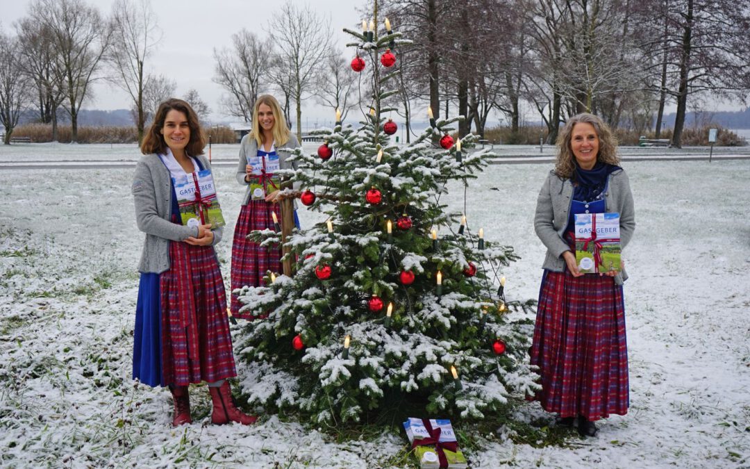 Urlaubsfreude unter dem Christbaum