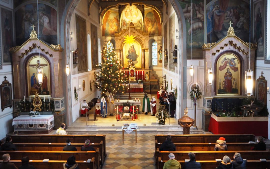 Sternsinger bei Festgottesdienst