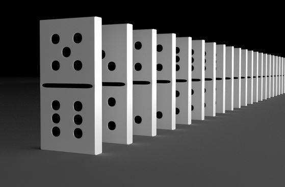Dominosteine in der Reihe