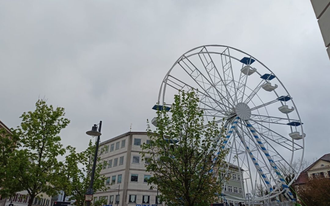 Riesenrad wird abgebaut