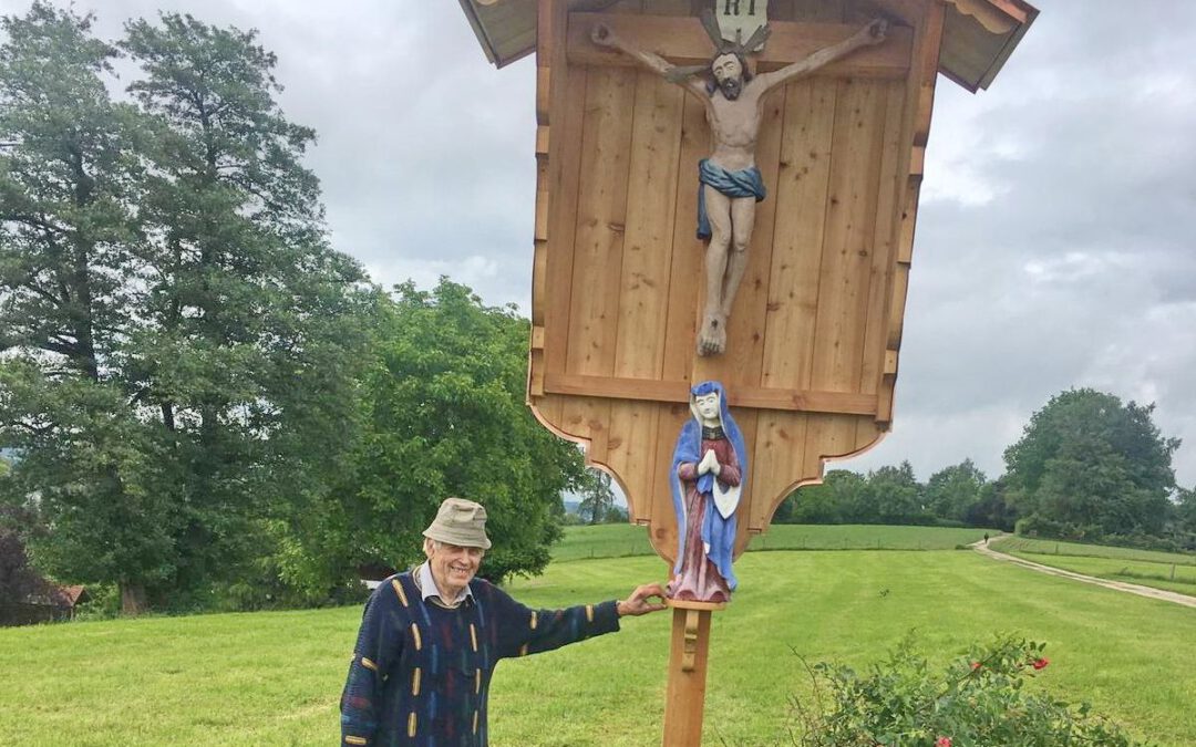 Feldkreuz am Priener Herrenberg wieder da