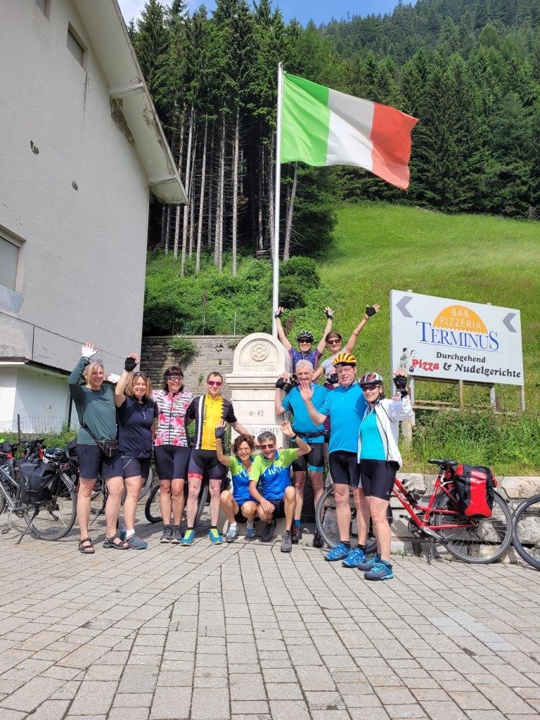 Die Radler aus Rosenheim am Brennerpass