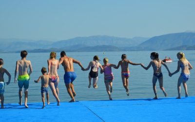 Sommer, Schwimmbad, Klimaanlage: Was heiße Tage in Bayern kosten