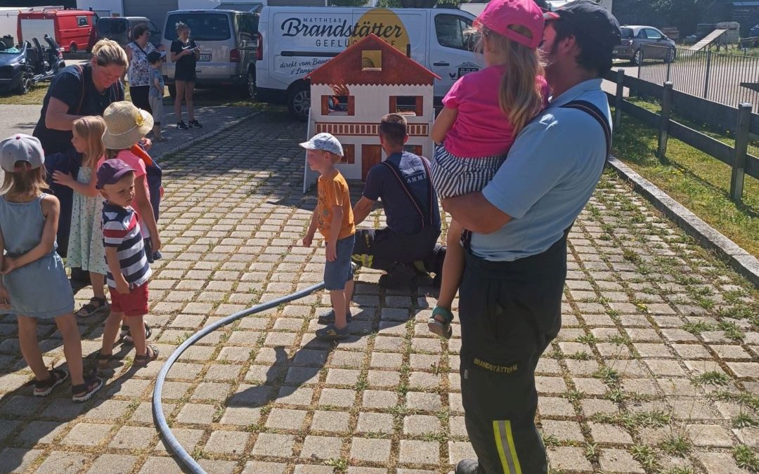 „Wasser marsch“ für Kindergartenkinder