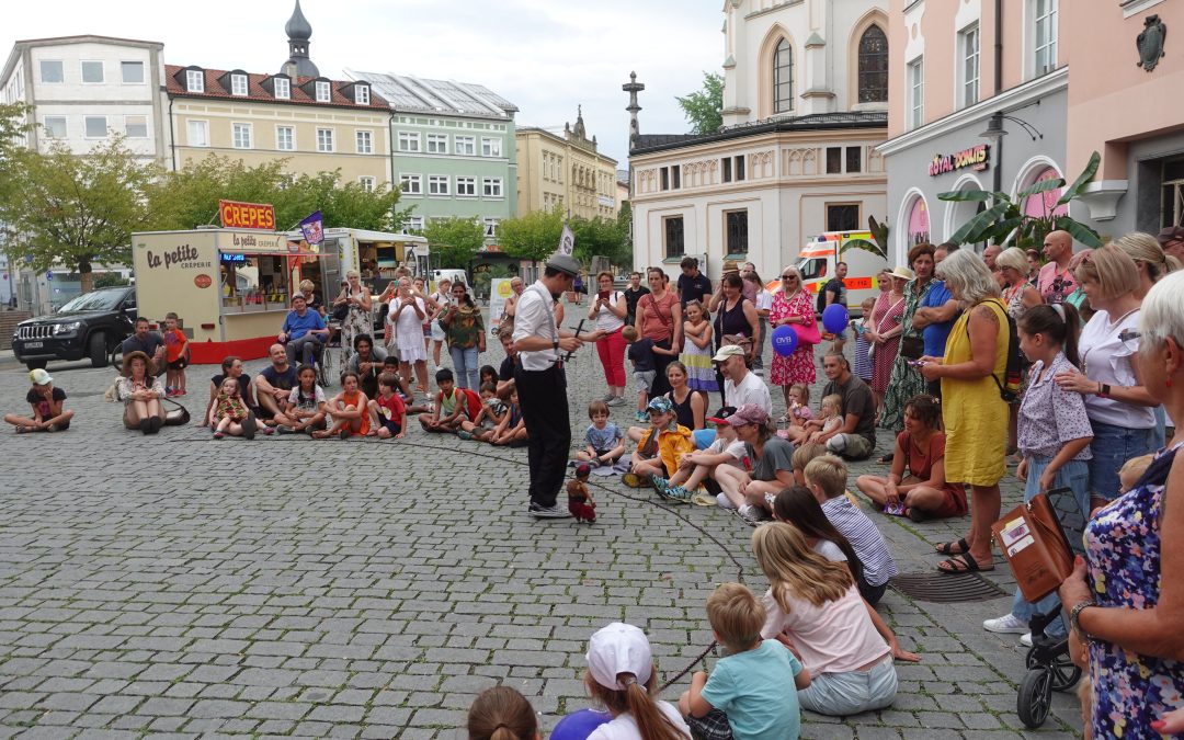 „Spektakel“ bringt internationale Straßenkunst nach Rosenheim