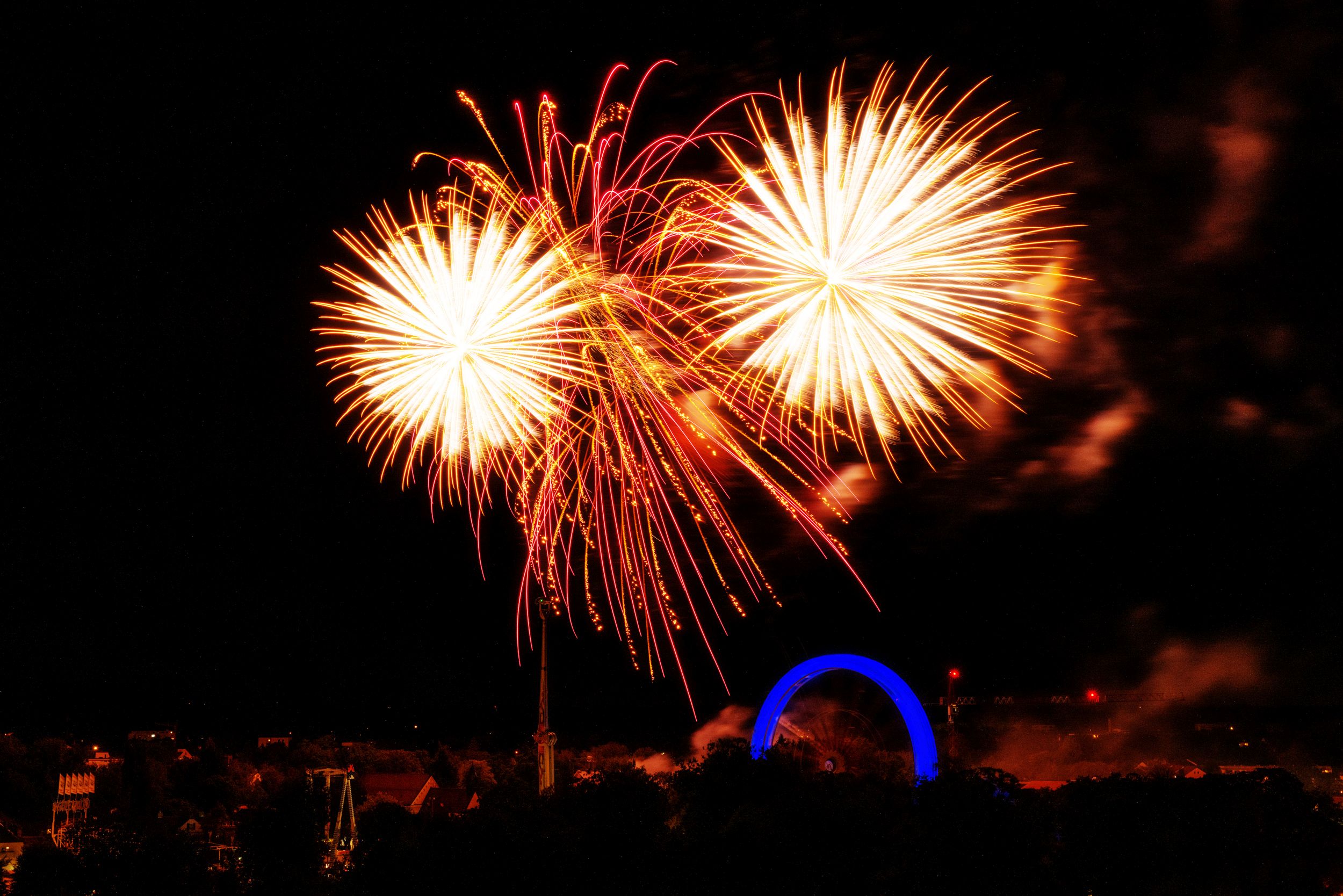 Brillant-Feuerwerk auf dem Herbstfest Rosenheim 2022