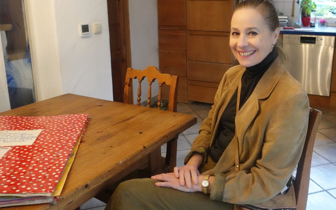 Kunst mit und zwischen Plastik