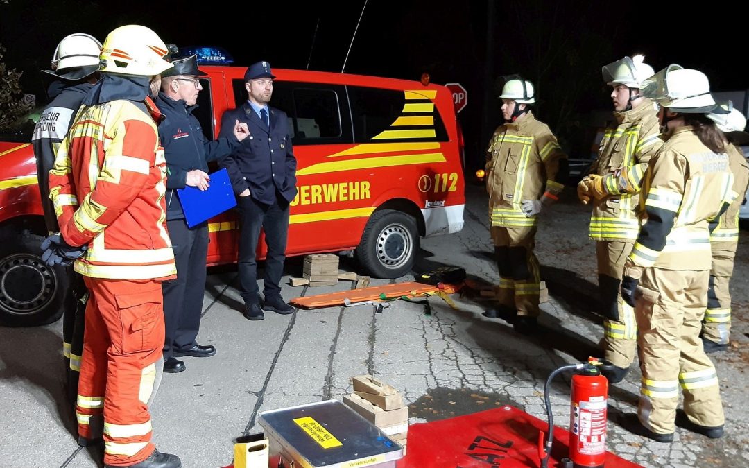 Prüfung bei den Nachwuchs-Feuerwehrlern