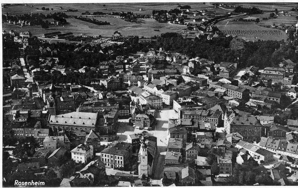 Rosenheim aus der Vogelperspektive im Jahr 1950