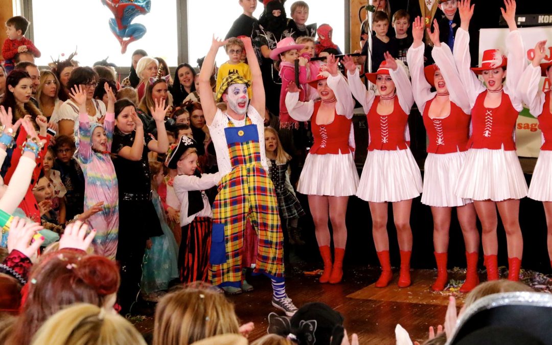 Kinderball in der Auerbräu Festhalle