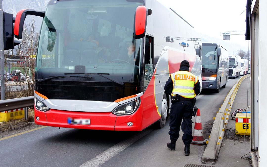 Bundespolizei verhaftet bewaffneten Mann