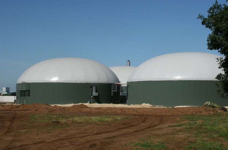 Blick auf Biogasanlage
