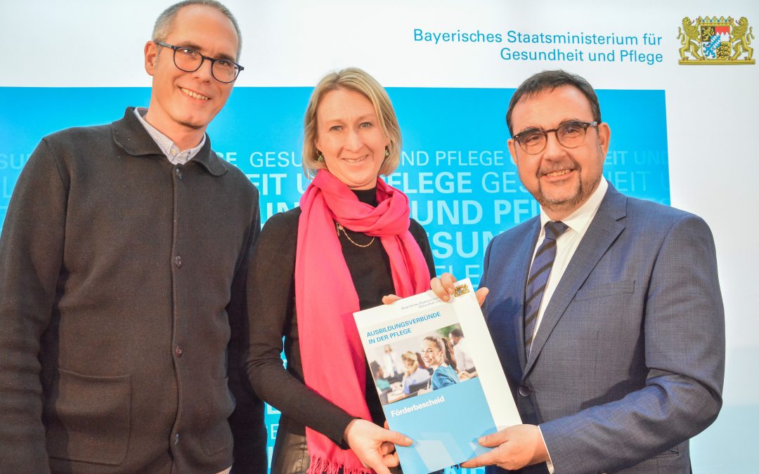 Förderbescheid für Ausbildungsverbund Pflege