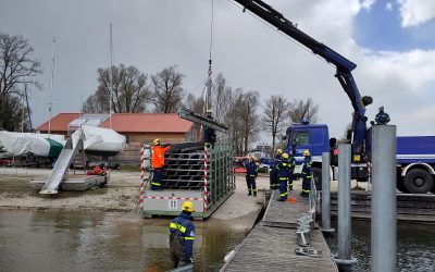 Ölsperre im Irschener Winkel