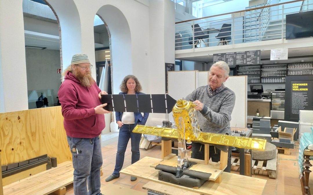 Baustellenbesichtigung im Lokschuppen