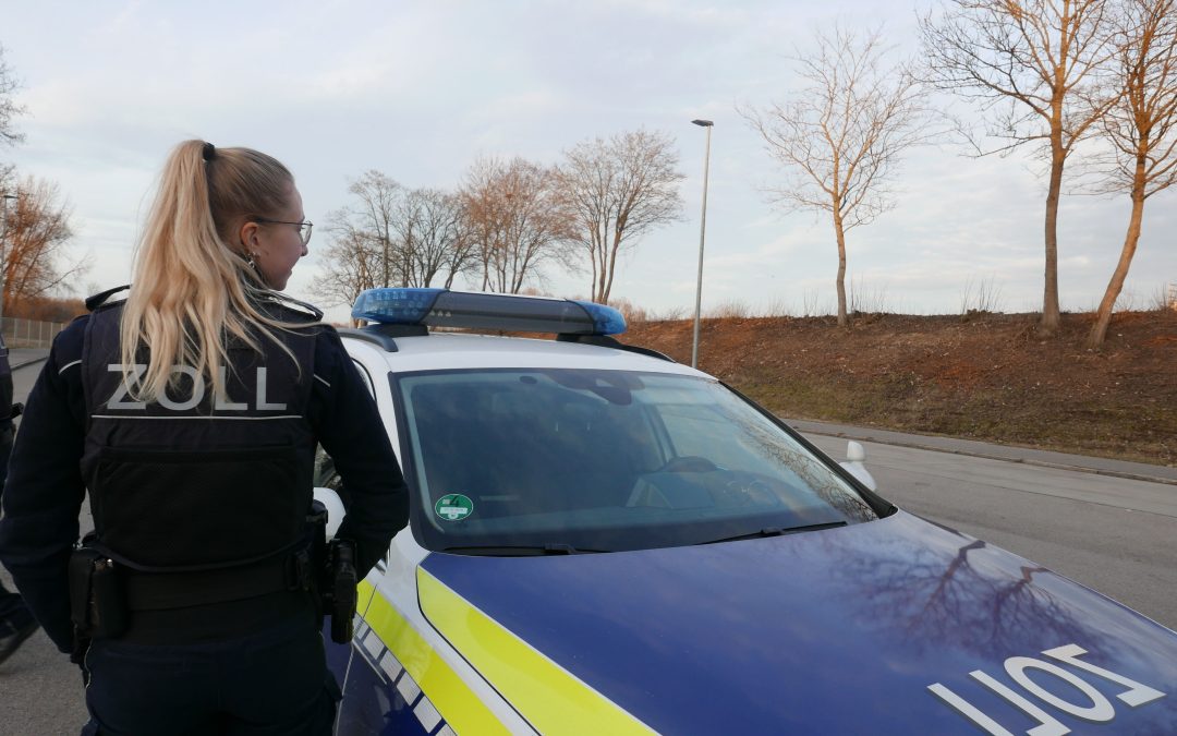 Einblick in die Arbeit des Zoll