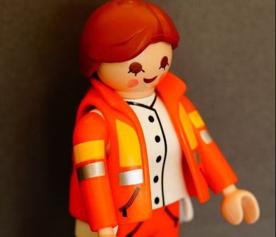 Playmobil-Rettungskraft-Figur