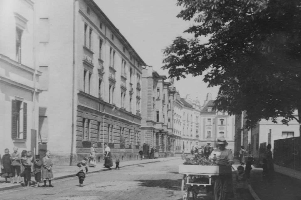 Sandstrasse in Rosenheim in der Zeit um 1910. Foto: Archiv Herbert Borrmann