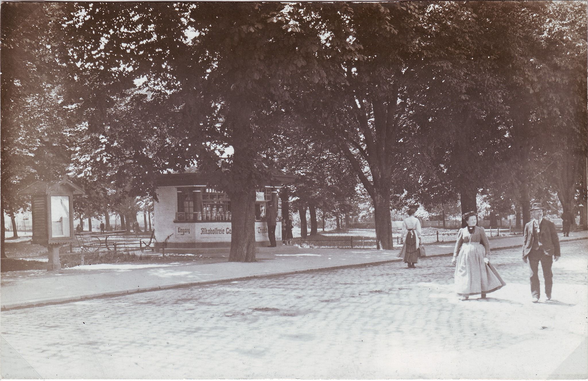 Salingarten in Rosenheim in der Zeit um 1900. Foto: Archiv Herbert Borrmann