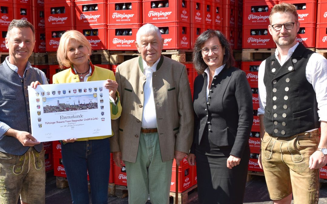 IHK gratuliert Flötzinger Bräu