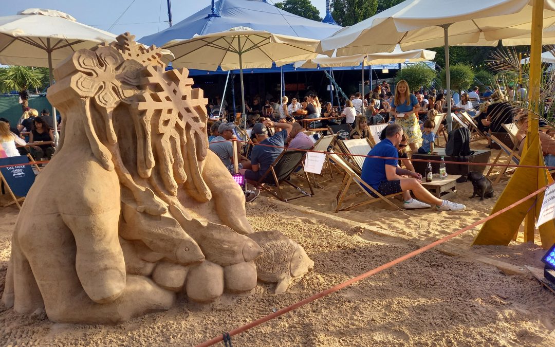 Sommerfestival „Tollwood“ in München startet