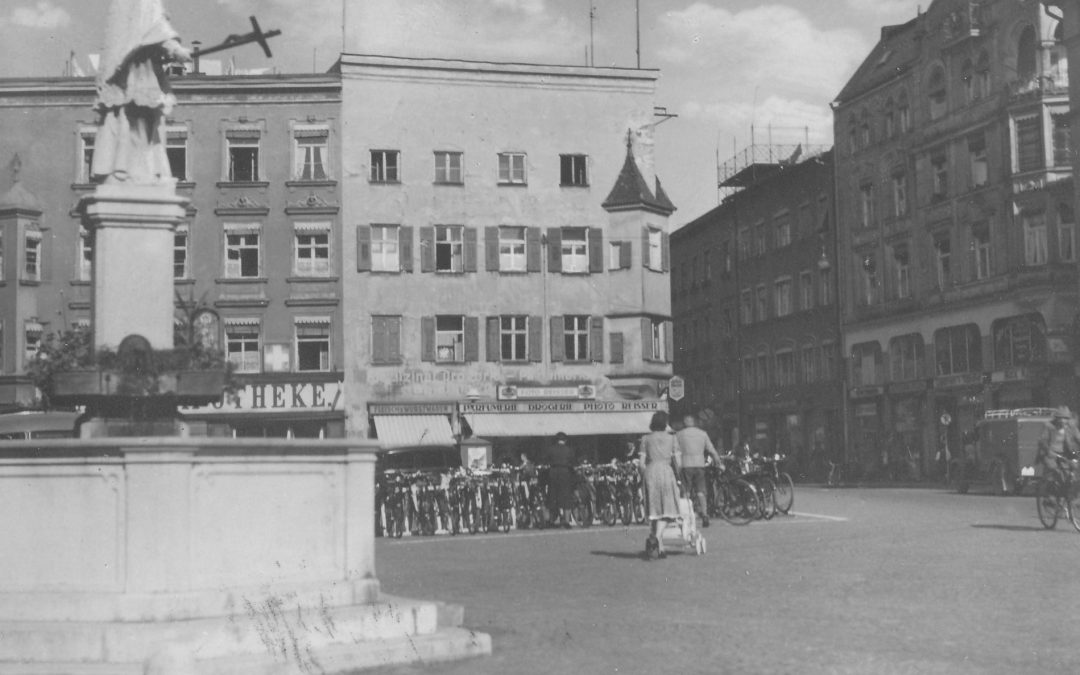 Max-Josefs-Platz, Rosenheim, 1952