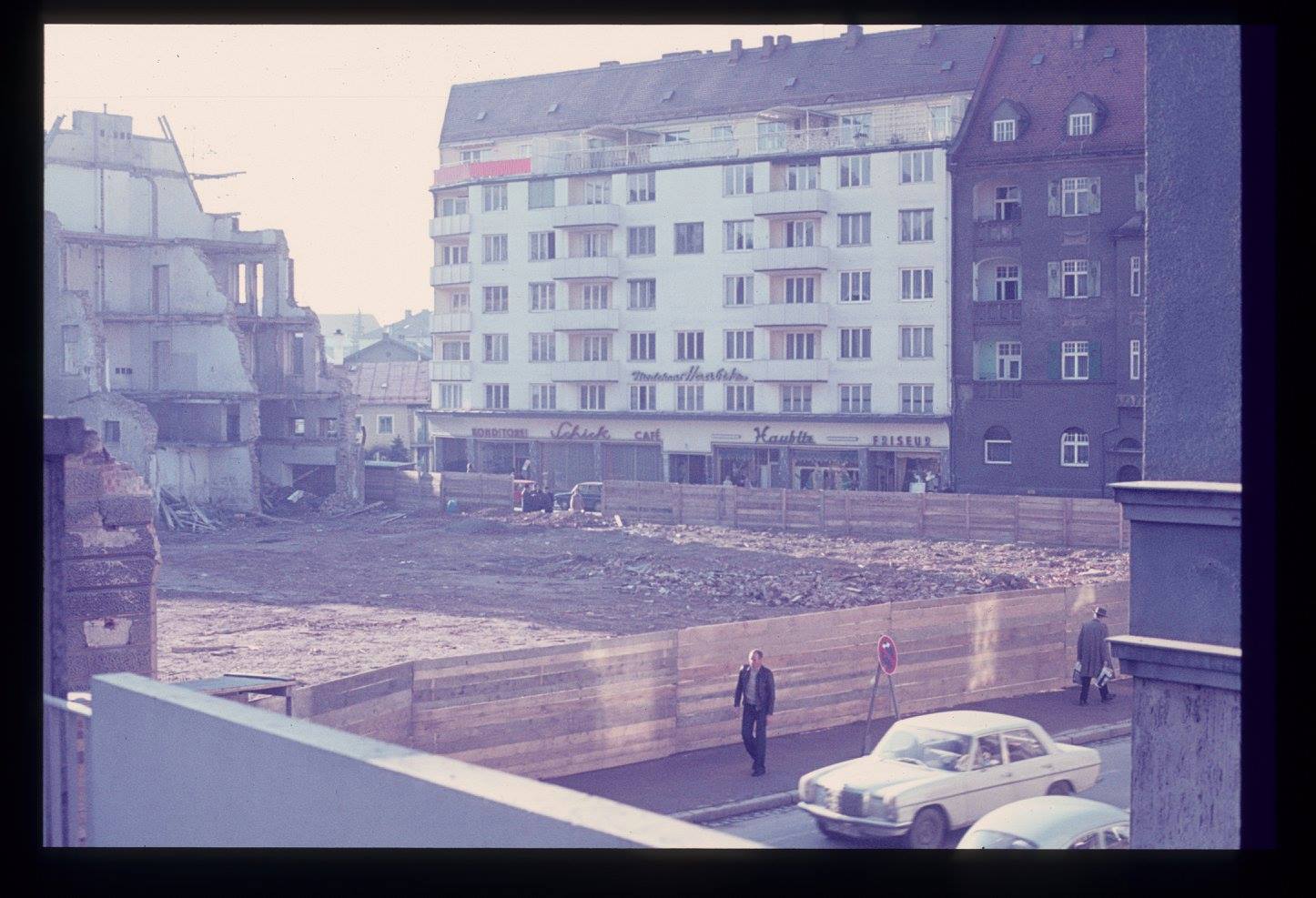 Neubau Gillitzerblock in Rosenheim im Jahr 1974. Foto: Archiv Herbert Borrmann