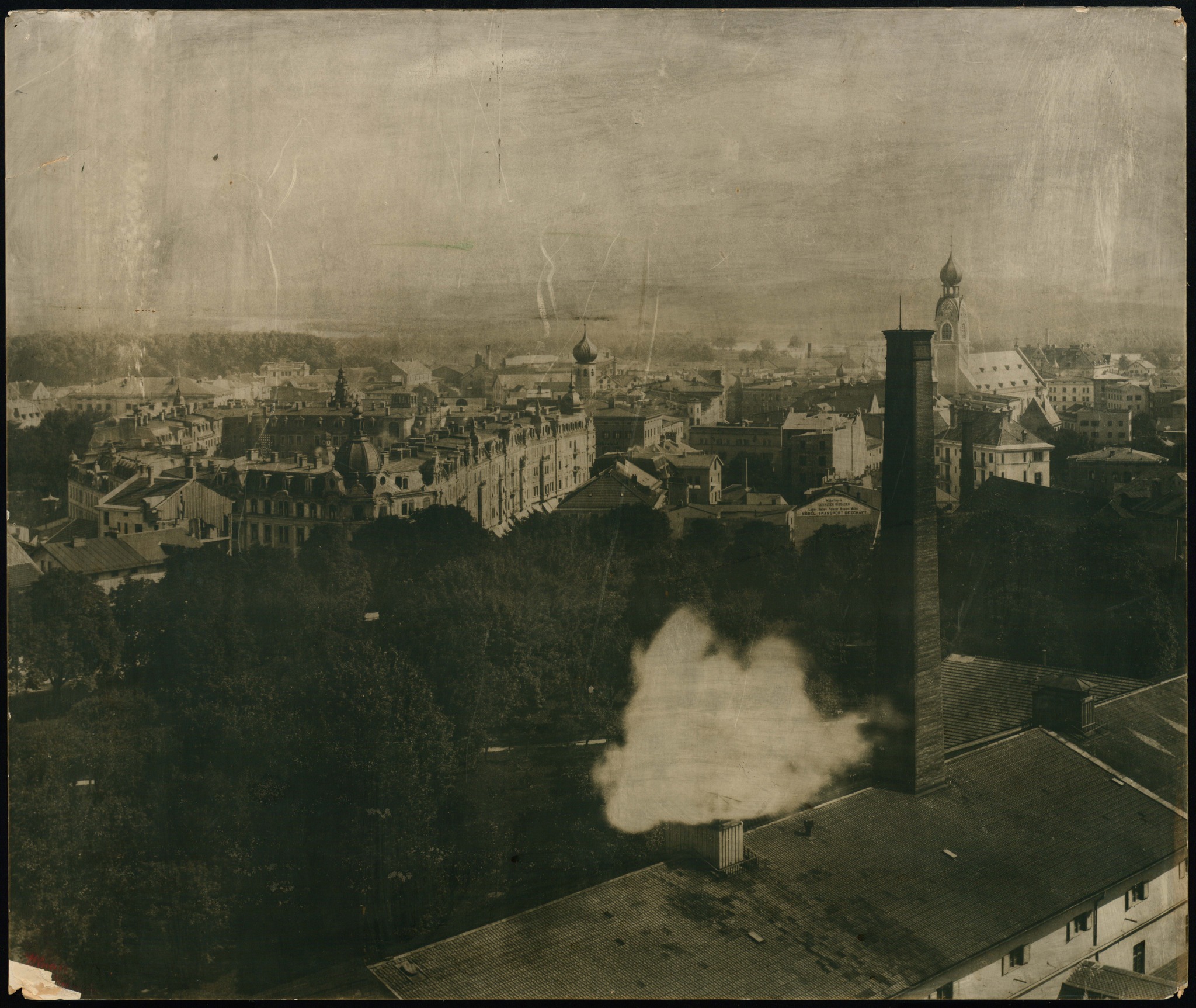 Aufnahme Innenstadt Rosenheim im Jahr 1899, fotografiert von der Saline aus. Foto: Archiv Herbert Borrmann