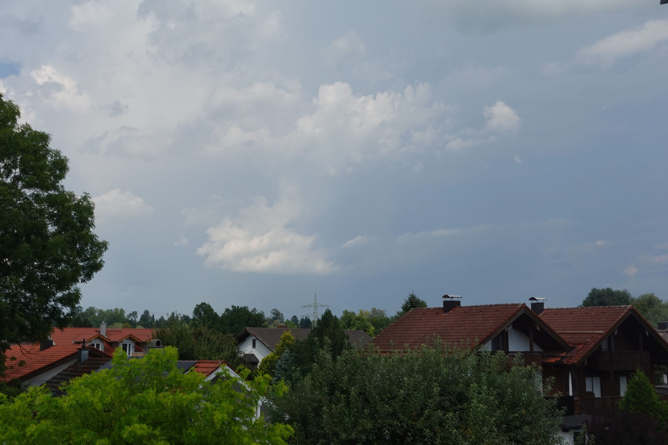 Gewitterwolken über Rosenheim. Foto: Innpuls.me