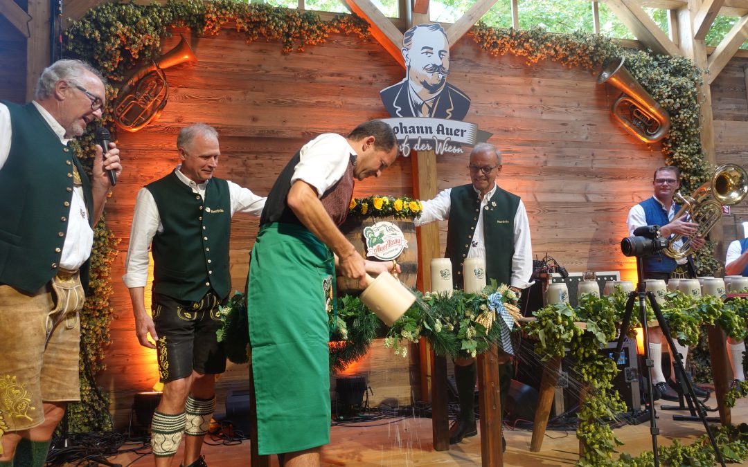 Eröffnung von „Johann Auer“ auf der Wiesn