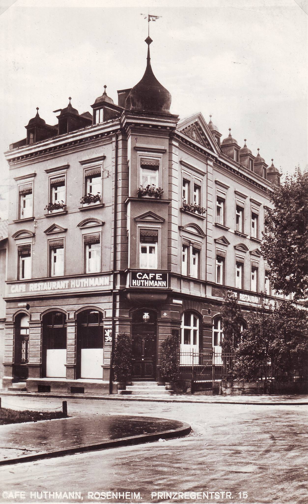 Cafè Huthmann in Rosenheim in den 1920er Jahren. Foto: Archiv Herbert Borrmann