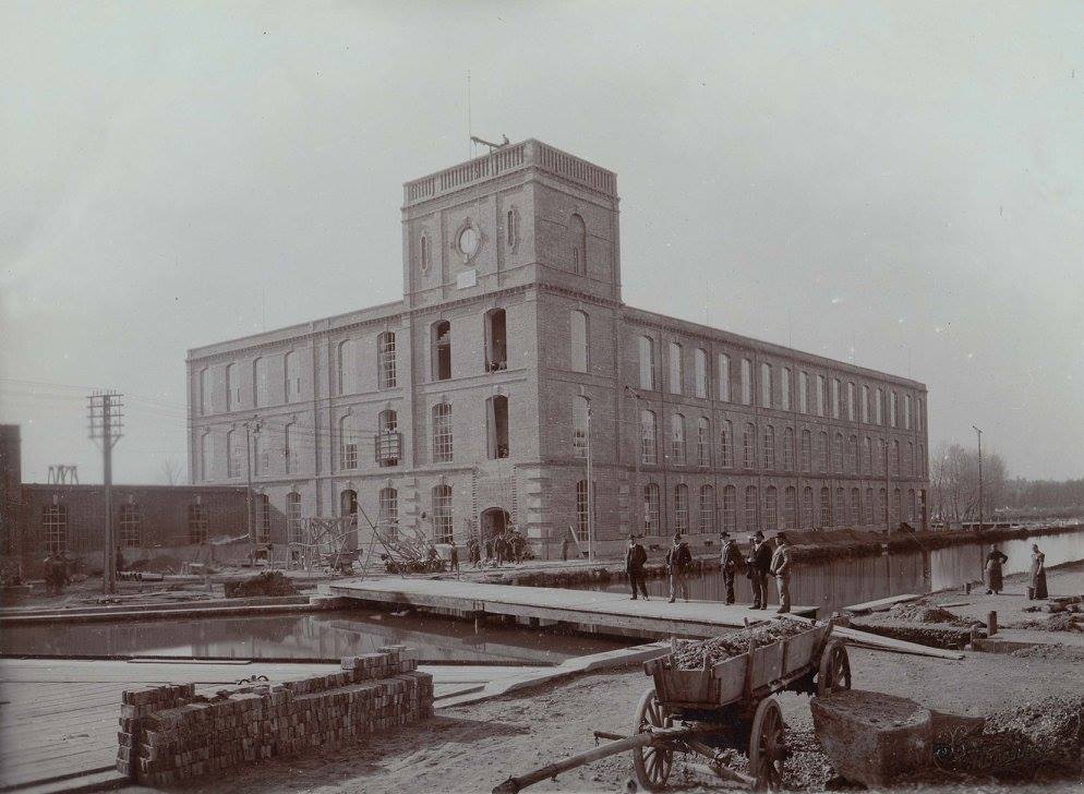 Baumwollspinnerei in Kolbermoor im Landkreis Rosenheim in der Zeit um 1900. Foto: Archiv Herbert Borrmann