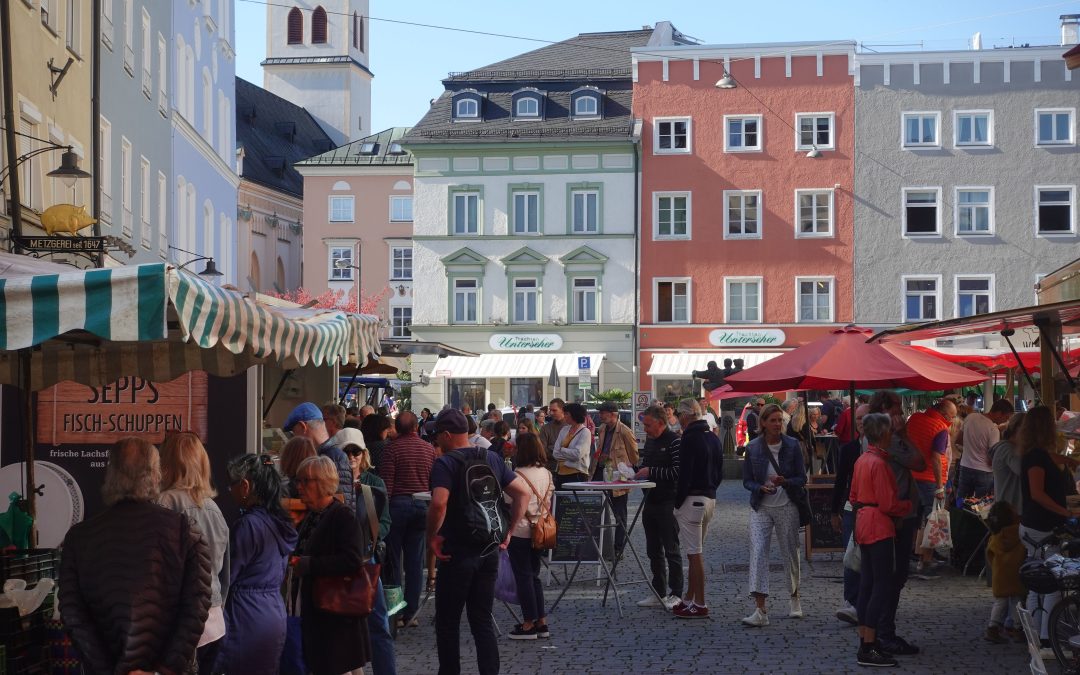 Viel los beim Grünen Markt in Rosenheim