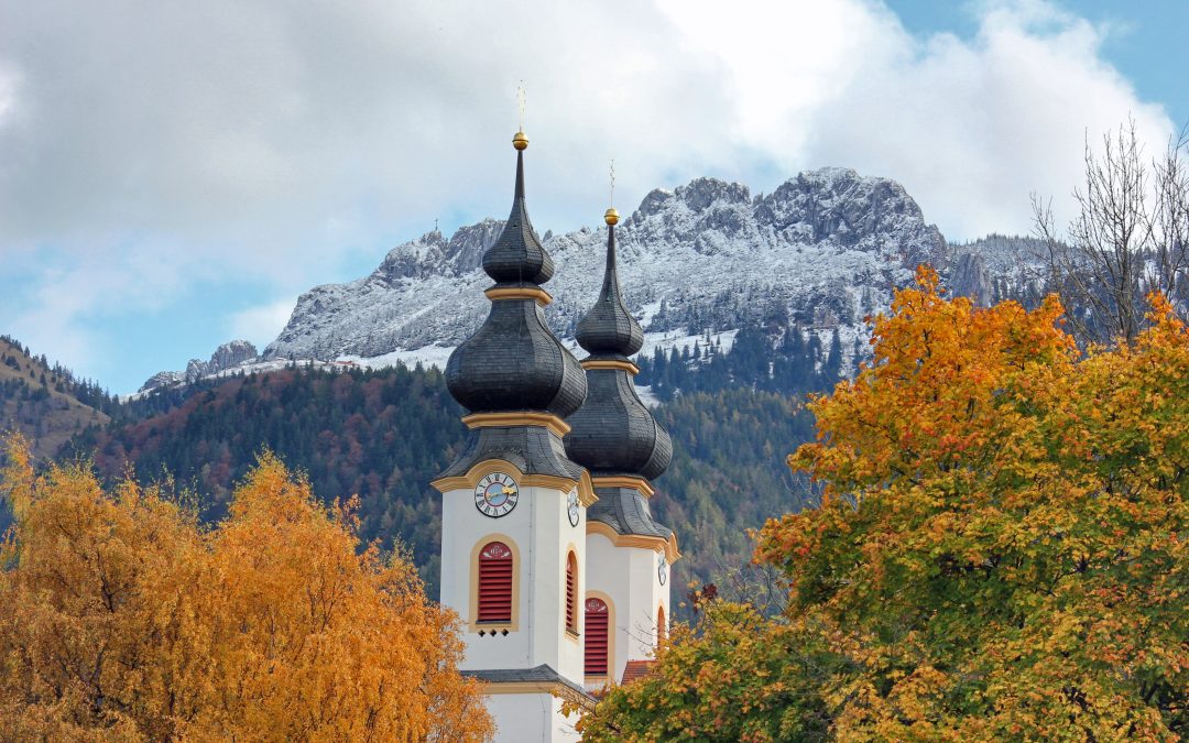 Der erste Schnee in den Bergen ist da