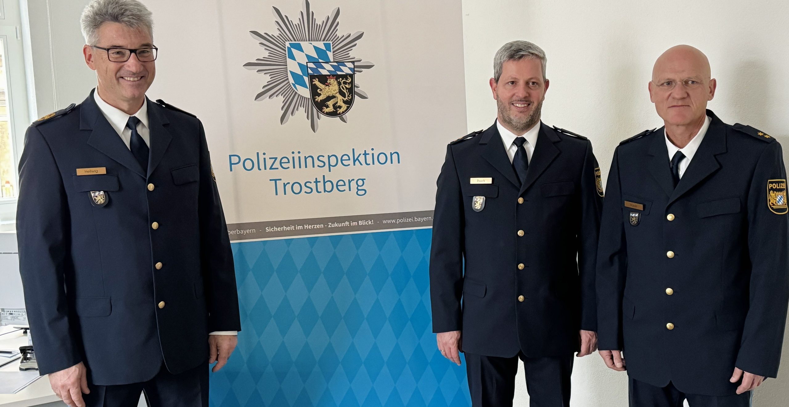 von links Polizeivizepräsident Franz Hellwig, Polizeioberrat Bernhard Dusch, Polizeioberrat Ulrich Mayer. Foto: Polizeipräsidium Oberbayern Süd