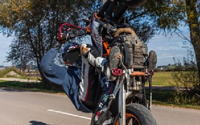 Jugendlicher Motorrad-Poser von Polizei gestellt