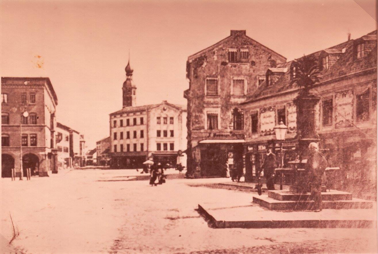 Rosenheimer Ludwigsplatz im Jahr 1890. Foto: Archiv Herbert Borrmann