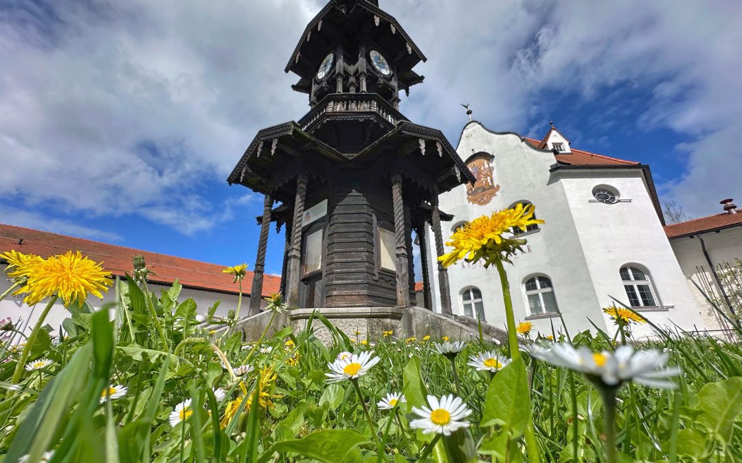 Wie kommt ein chinesischer Turm nach Aschau?