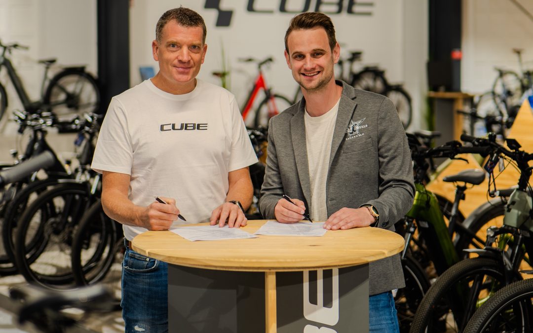 Cube Store Chiemsee weitet die Partnerschaft mit Starbulls aus