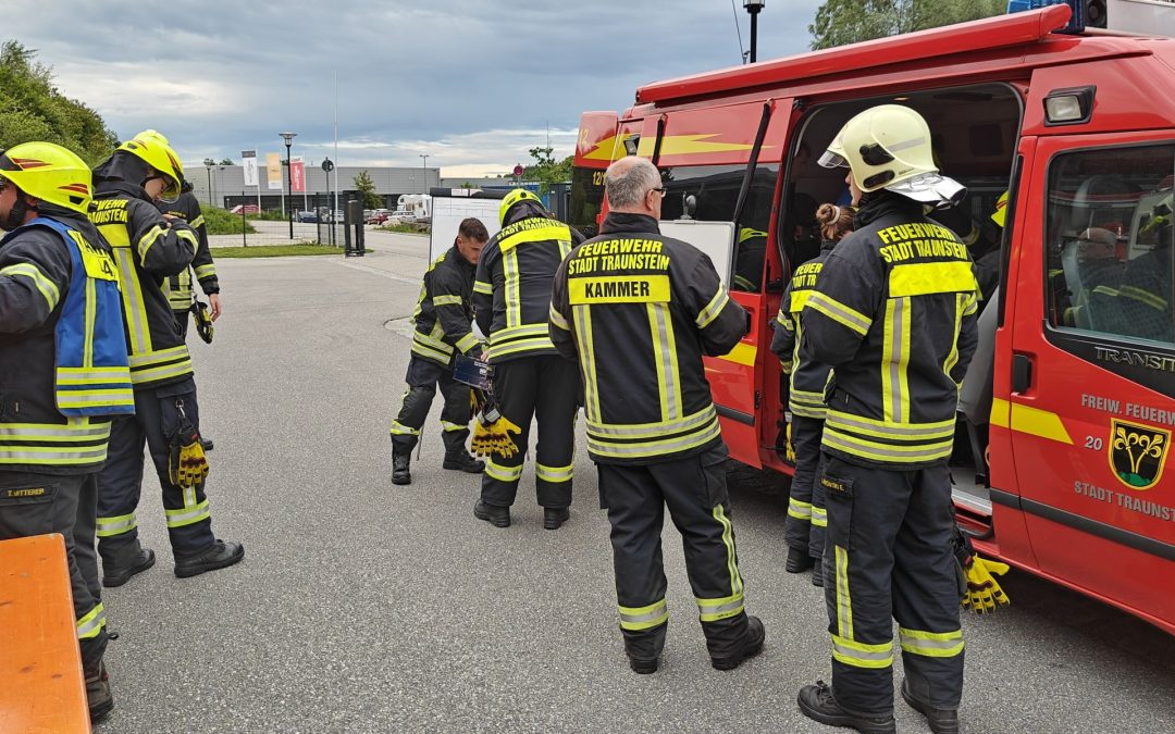 Schadstoffwolke über Haslach: Einsatzübung fordert die Mitglieder des Messzug Süd