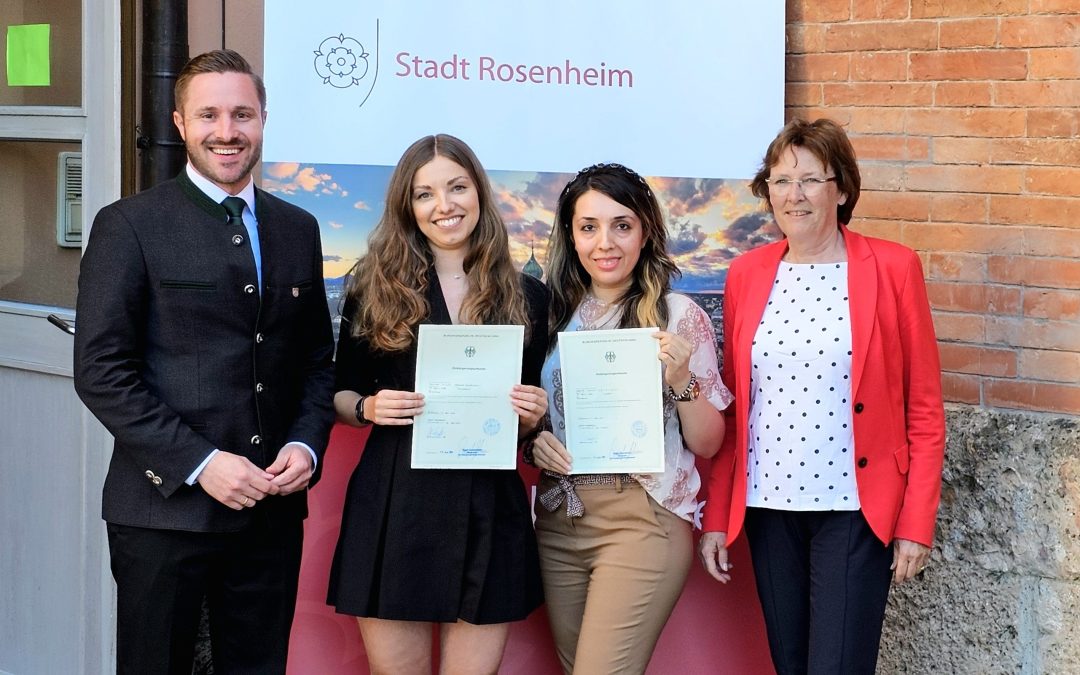 Neubürgerempfang vor dem Rosenheimer Rathaus