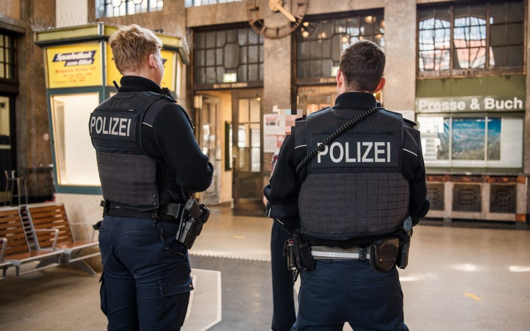 Bundespolizei stellt am Lindauer Inselbahnhof 3 Messer sicher