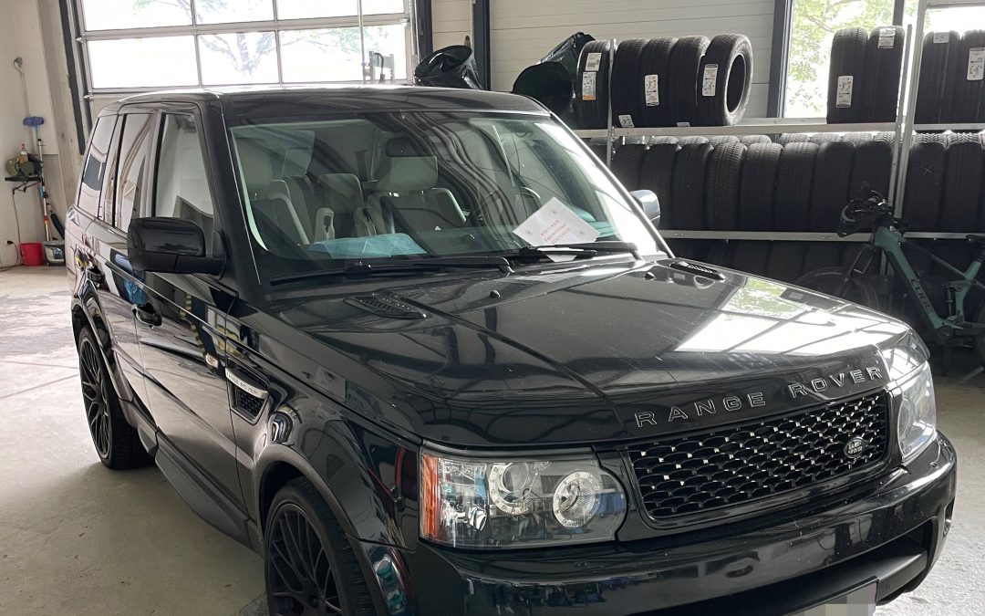 Range Rover nach Kontrolle auf der A8 sichergestellt