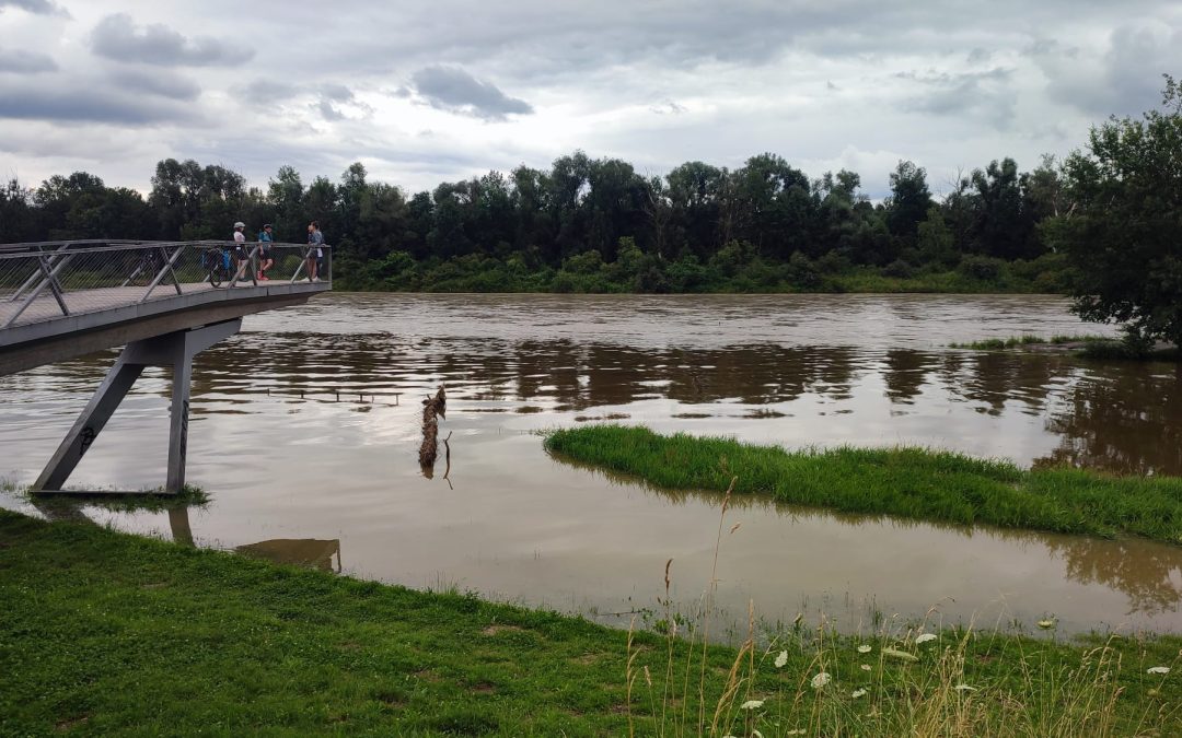 Nach Gewitterfront – Hohe Flusspegel in Rosenheim