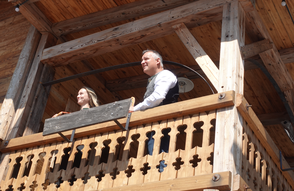 Für die Organisation der Rosenheimer Wiesn zuständig: Klaus Hertreiter und seine Kollegin Verena Fischer. Foto: Karin Wunsam