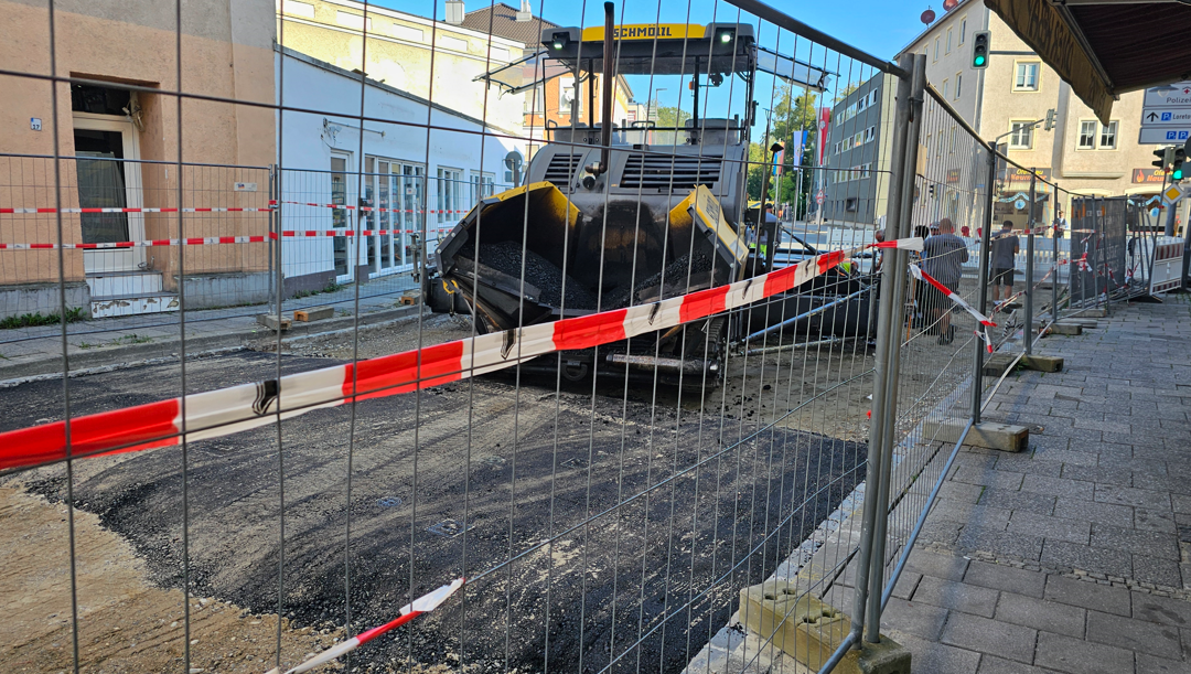 Pünktlich zur Wiesn wieder frei: Kaiserstraße wird asphaltiert