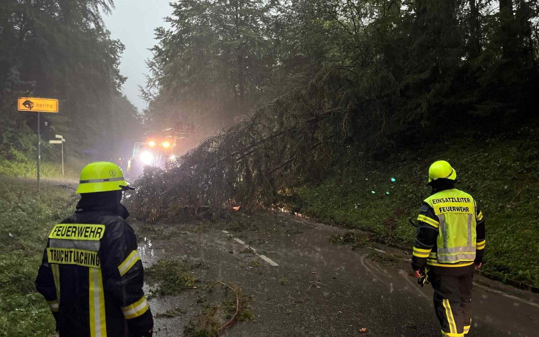 Gewitter halten Einsatzkräfte auf Trab