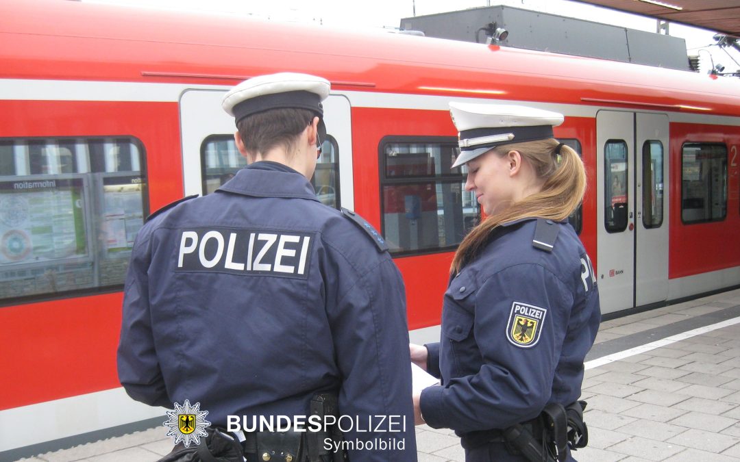 München 64-jähriger flüchtet vor Angreifer in S-Bahn