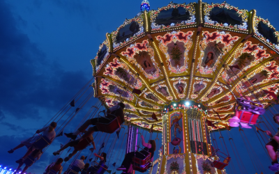 Rosenheimer Herbstfest: Gewitterstimmung am Abend