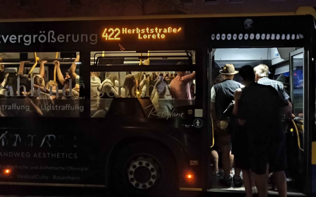 Bus-Chaos schon am ersten Wiesntag